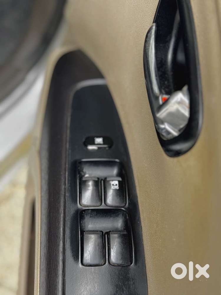 Hyundai I10 Sportz, 2016, Petrol