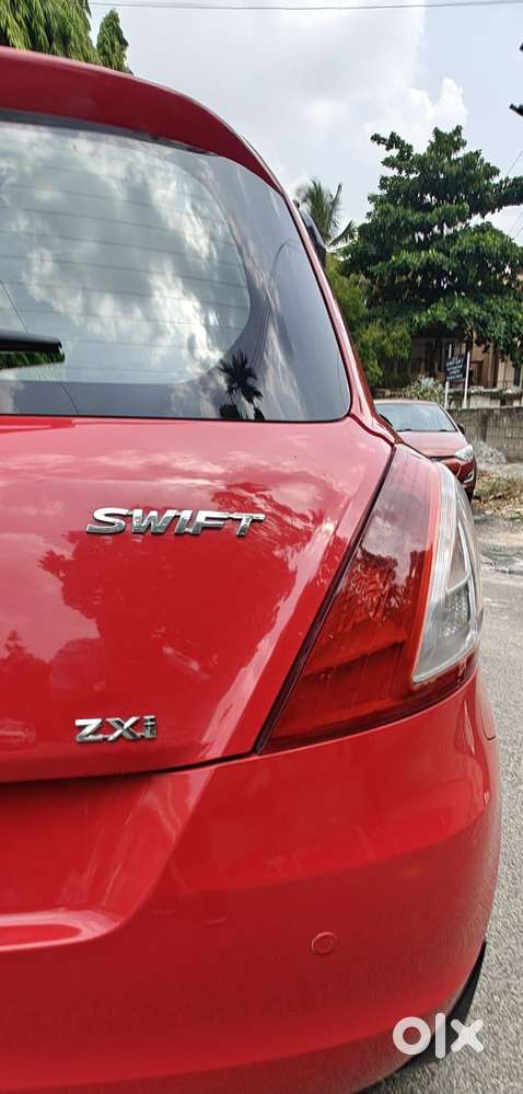 Maruti Suzuki Swift Vvt Zxi, 2015, Petrol