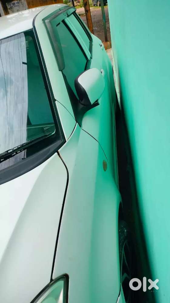 Maruti Suzuki Swift 2010 Petrol 65000 Km Driven