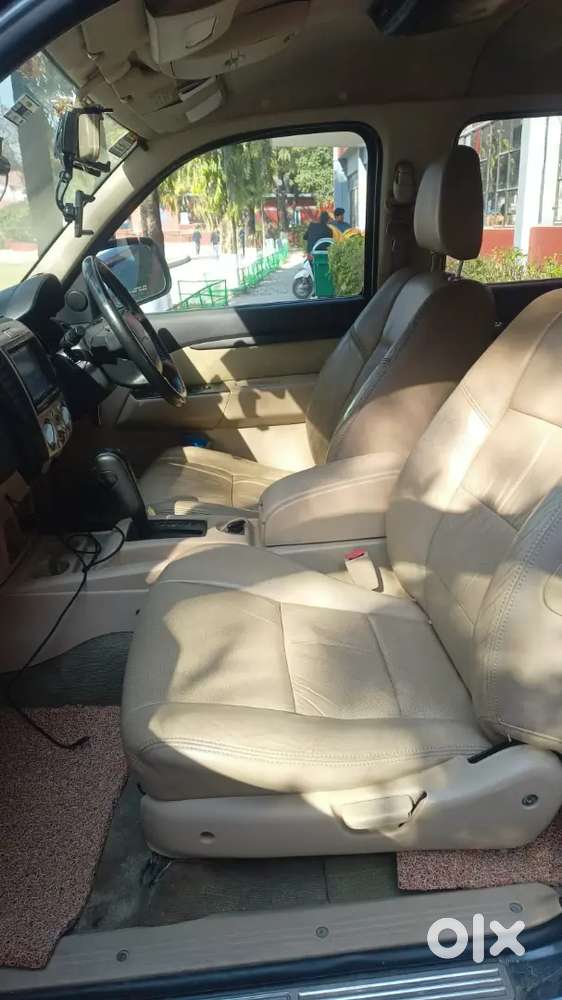 Ford Endeavour 2010 Diesel 115000 Km Driven