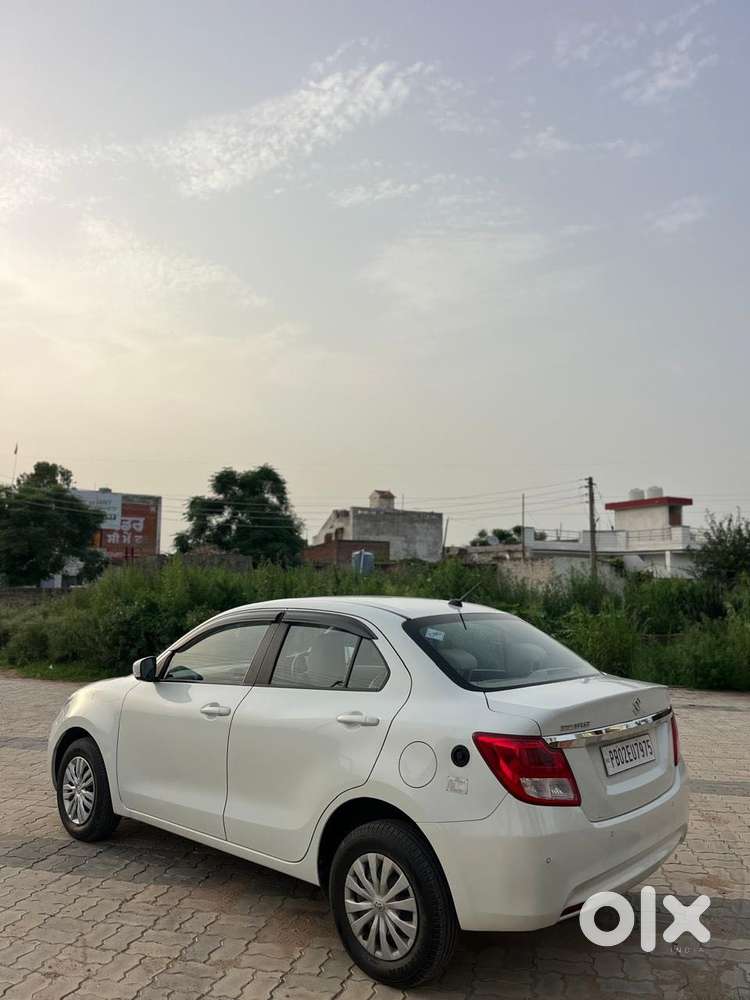 Maruti Suzuki Swift Dzire 1.3 Vxi, 2024, Cng & Hybrids