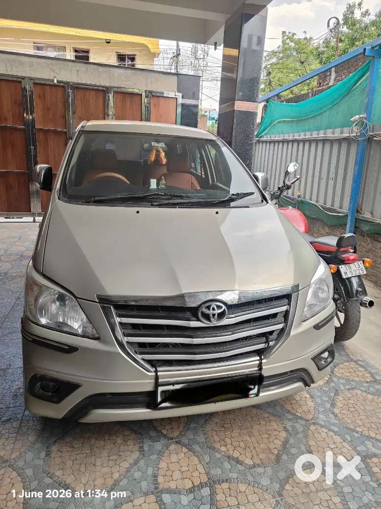 Toyota Innova Diesel 2015