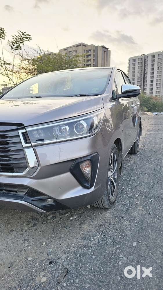 Toyota Innova Crysta