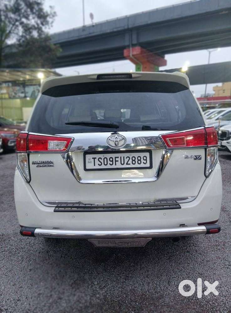 Toyota Innova Crysta 2.4 V 8 Str, 2021, Diesel