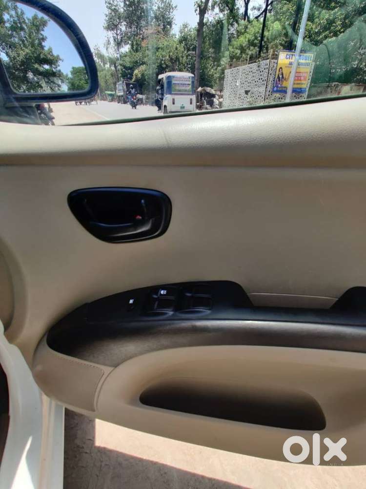 Hyundai I10 Magna O, 2014, Petrol
