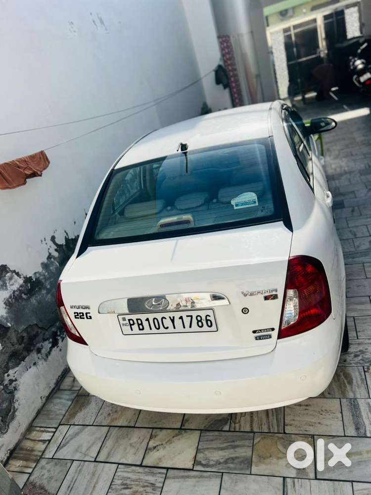 Hyundai Verna 2010 Diesel Good Condition