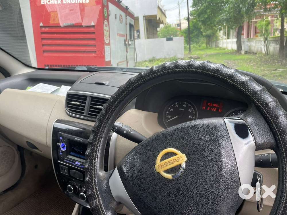 Nissan Terrano 2014 Diesel 106989 Km Driven
