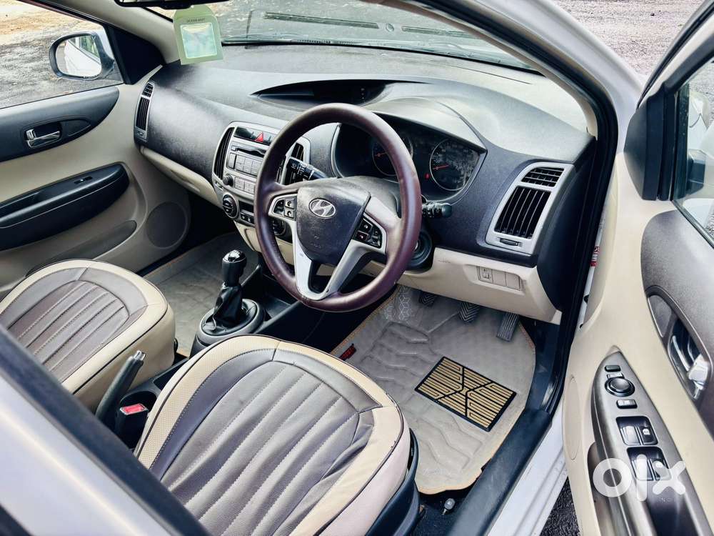 Hyundai I20 Sportz Option 1.4 Crdi, 2013, Diesel