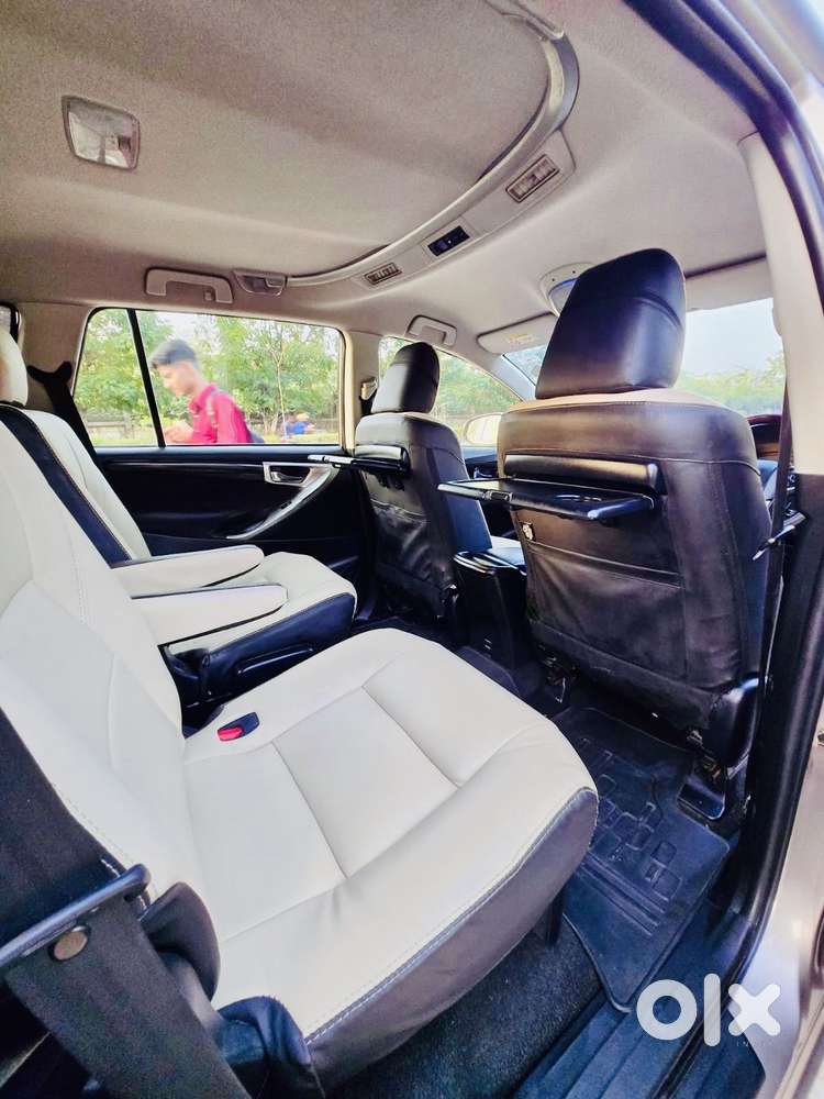 Toyota Innova Crysta 2.4 V 7 Str, 2019, Diesel