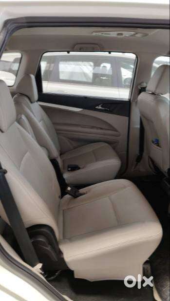 Uk08 Mahindra Marazzo M8 2020