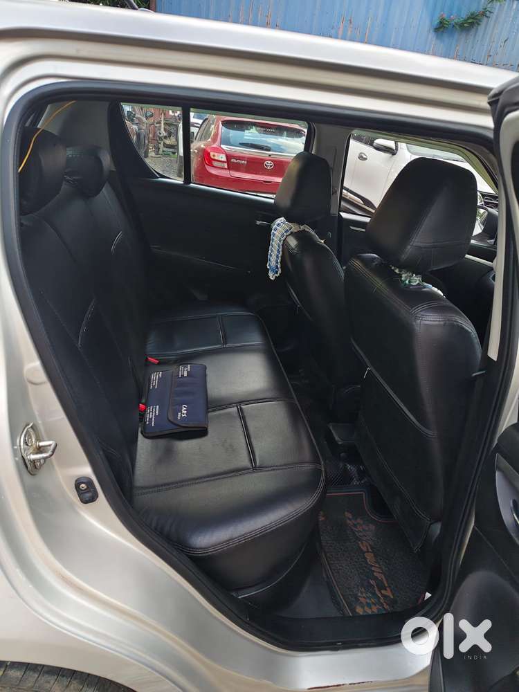 Maruti Suzuki Swift Zxi, 2012, Petrol