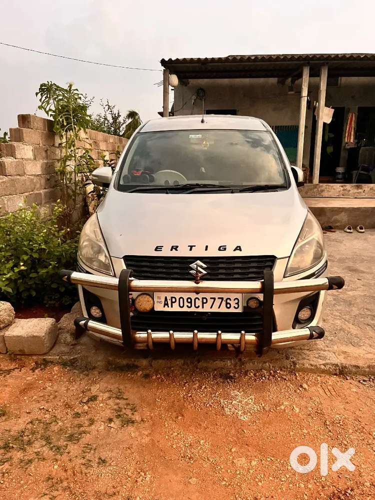 Maruti Suzuki Ertiga 2013