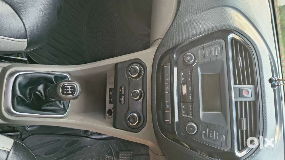 Tata Tiago Xz Bs4 2017 Petrol