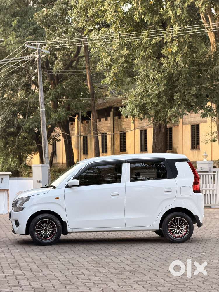 Maruti Suzuki Wagon R Vxi 1.0 Cng, 2022, Cng & Hybrids