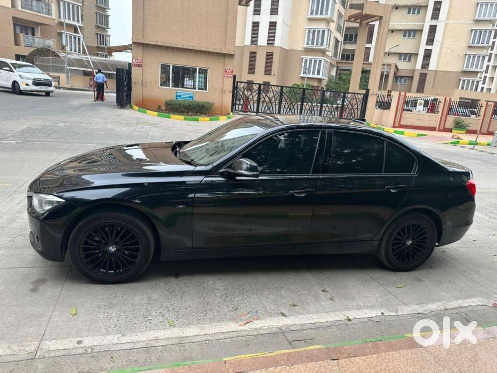 Bmw 3 Series 2014 Diesel 57500 Km Driven Sportsline Sunroof.