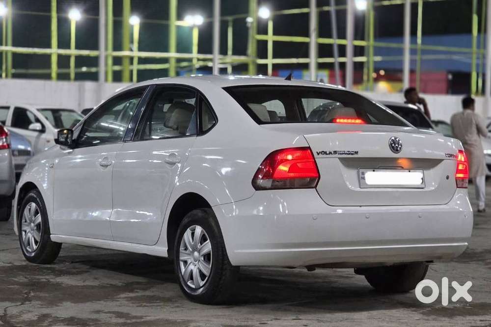 Volkswagen Vento, 2011, Petrol