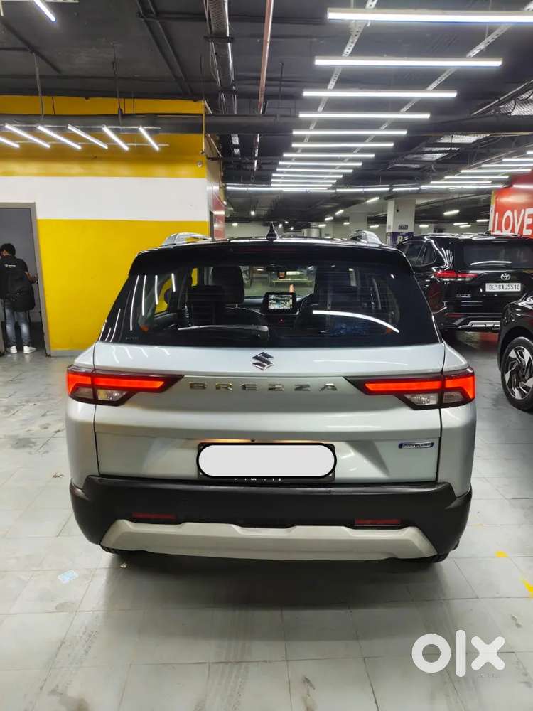 Maruti Brezza Zxi+ At Dual Tone