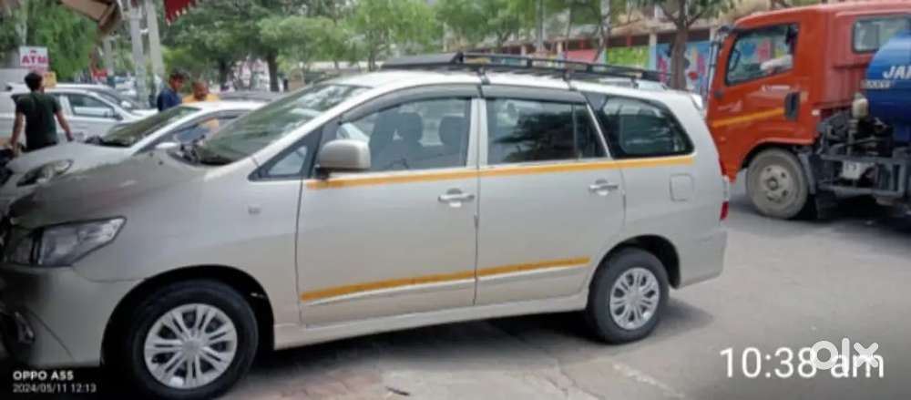 Toyota Innova 2016