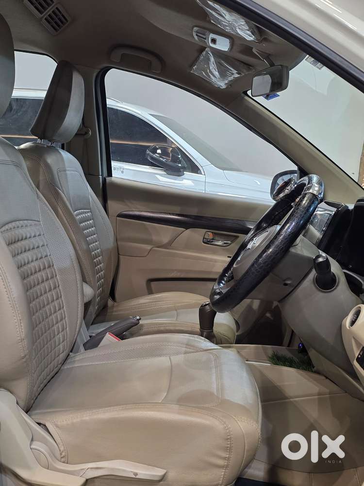 Maruti Suzuki Ertiga Zxi Shvs, 2023, Petrol