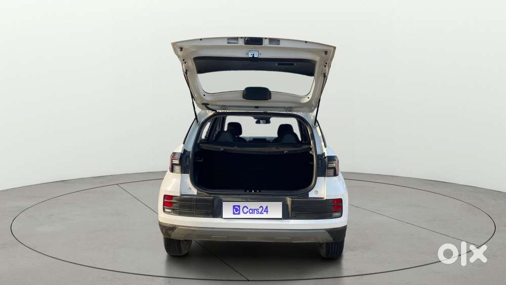 Hyundai Venue 1.2 S (o), 2023, Petrol