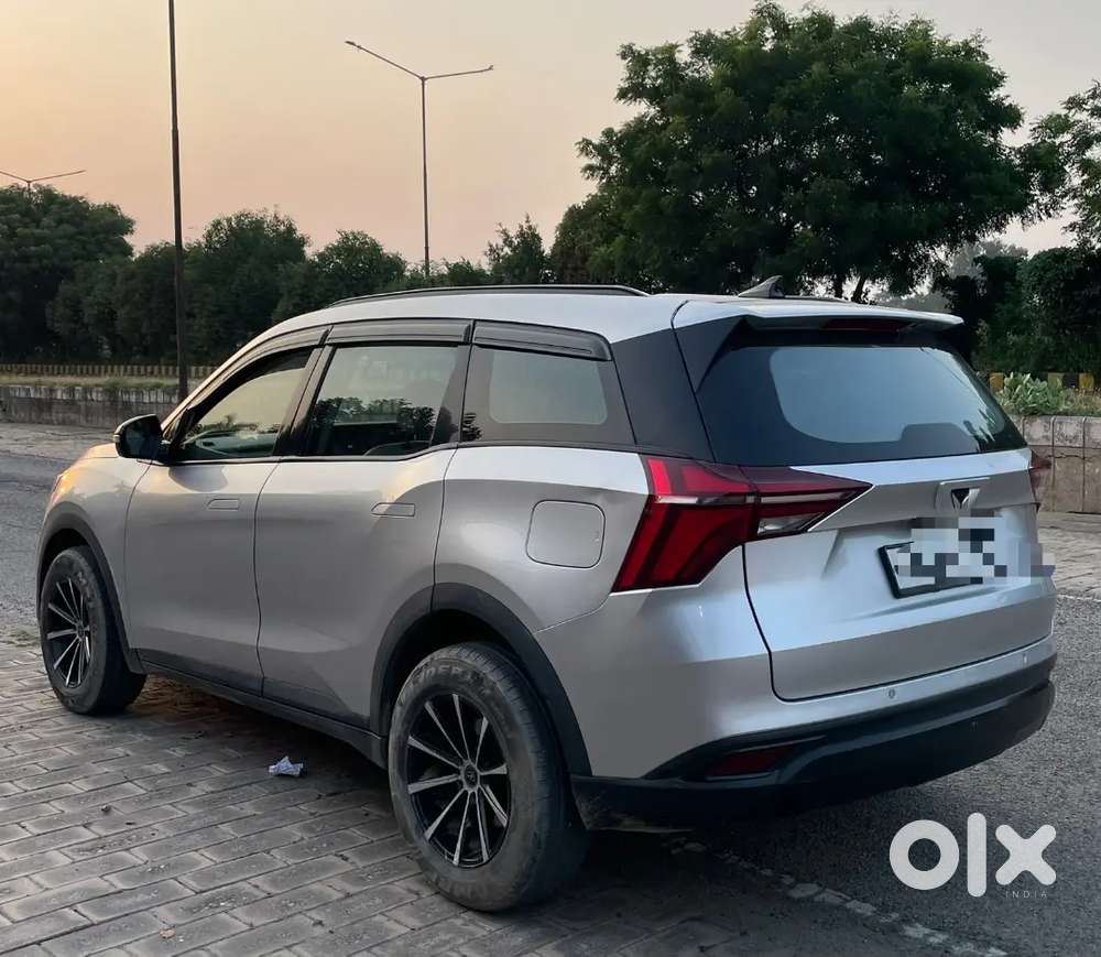 Mahindra Xuv700 Petrol 2023 Mt