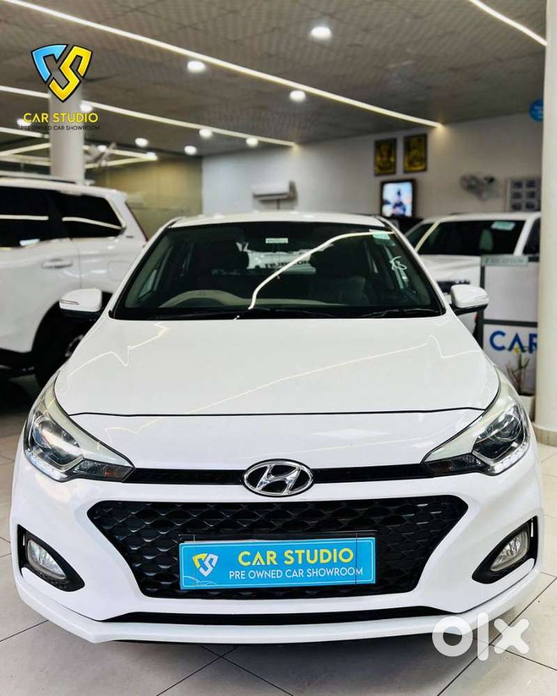 Hyundai I20 Petrol Asta Option, 2018