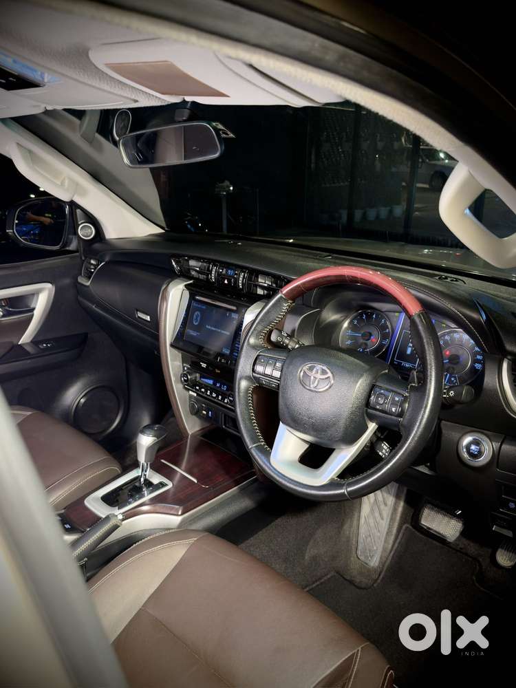 Toyota Fortuner 4x2 At 2.7 Petrol, 2017, Petrol
