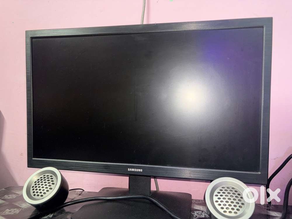 Samsung 18inch Moniter