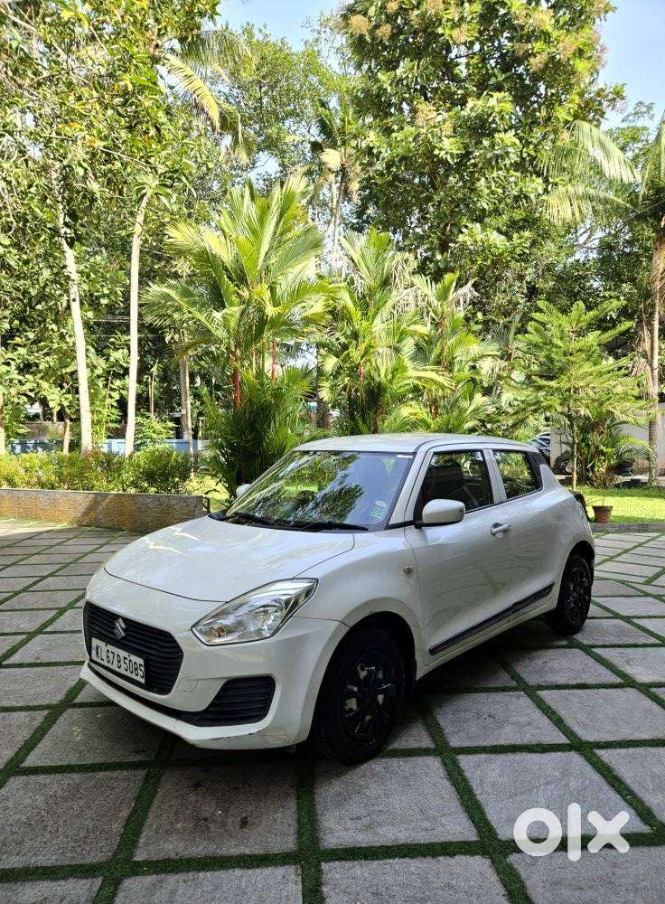 Maruti Suzuki Swift Lxi Option, 2019, Petrol