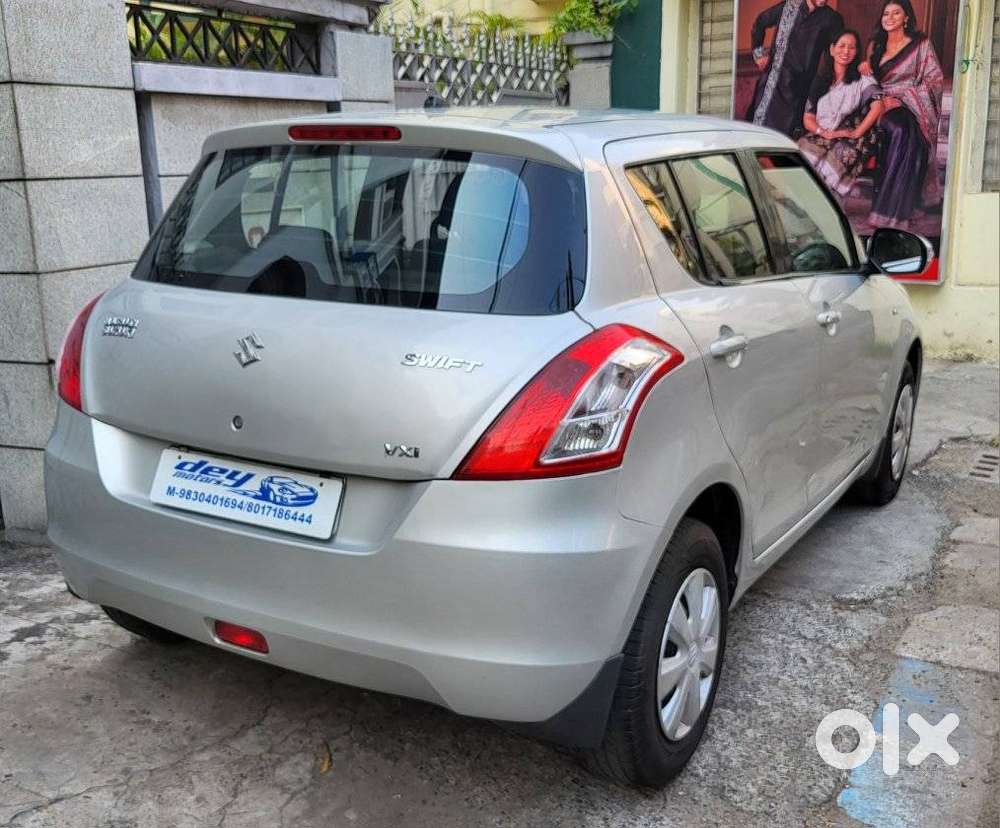 Maruti Suzuki Swift Vxi + Manual, 2016, Petrol