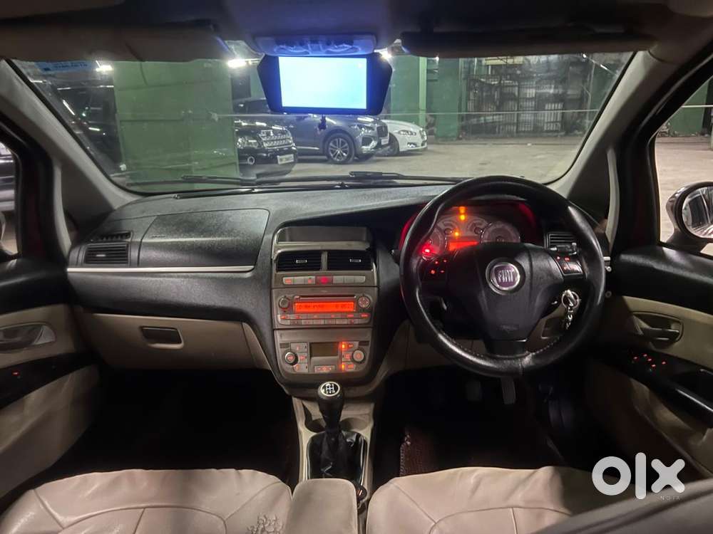 Fiat Linea Emotion Pk 1.4, 2010, Petrol