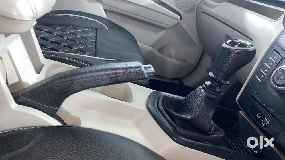 Mahindra Xuv300 W6 Diesel, 2022, Diesel
