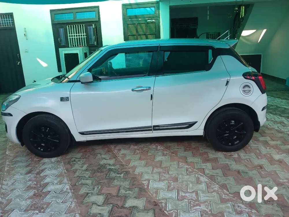 Maruti Suzuki Swift 2018 Petrol 49000 Km Driven