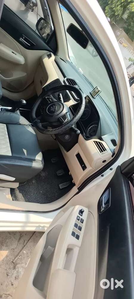 Maruti Suzuki Dzire 1.2 Vxi, 2023, Petrol