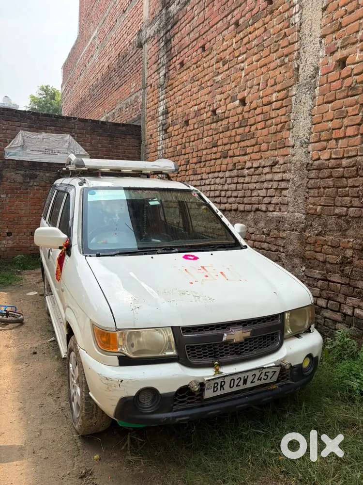 Chevrolet Tavera Neo 2014