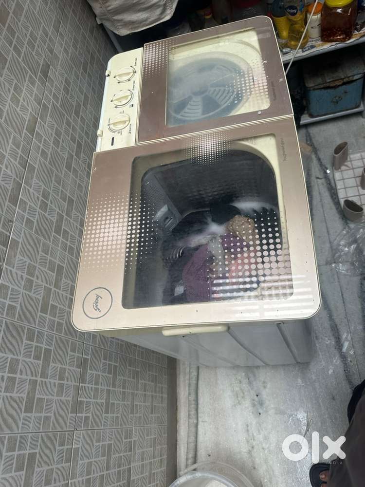 Godrej washing machine semi automatic for sale 5 years old