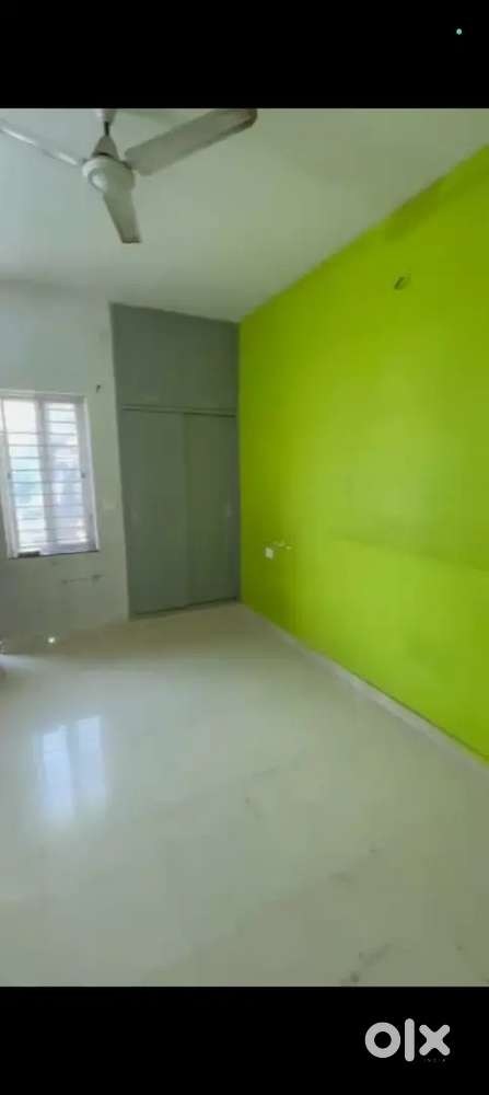 Sale flat   ready to move flat  2bhk