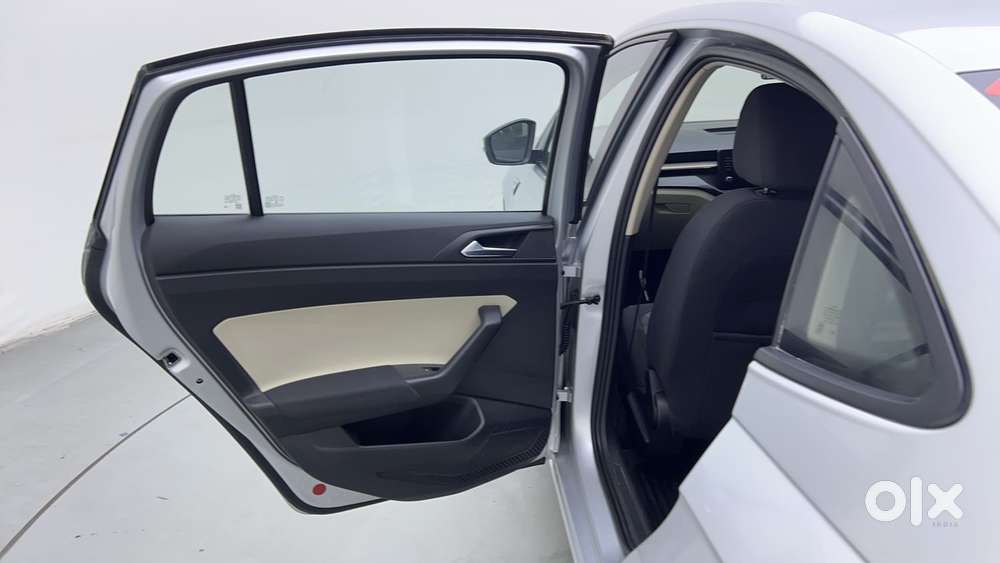 Skoda Slavia Ambition 1.0l Tsi Mt, 2023, Petrol