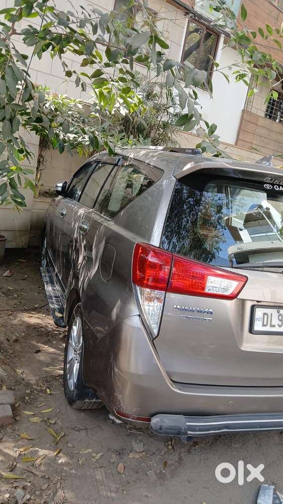 Toyota Innova Crysta 2.8 Z, 2016, Diesel