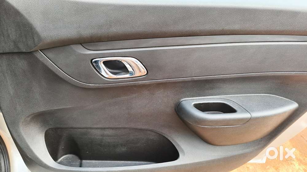Renault Kwid 2015-2019 1.0 Rxt Amt, 2018, Petrol