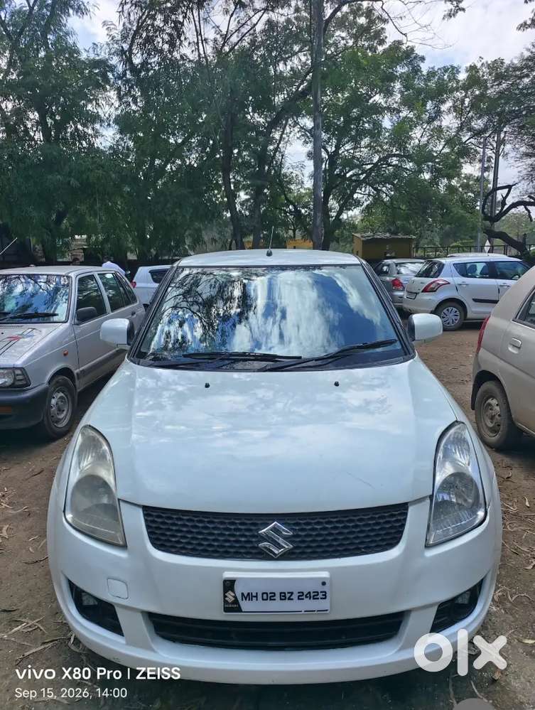 Maruti Suzuki Dzire 1.2 Vxi 2011