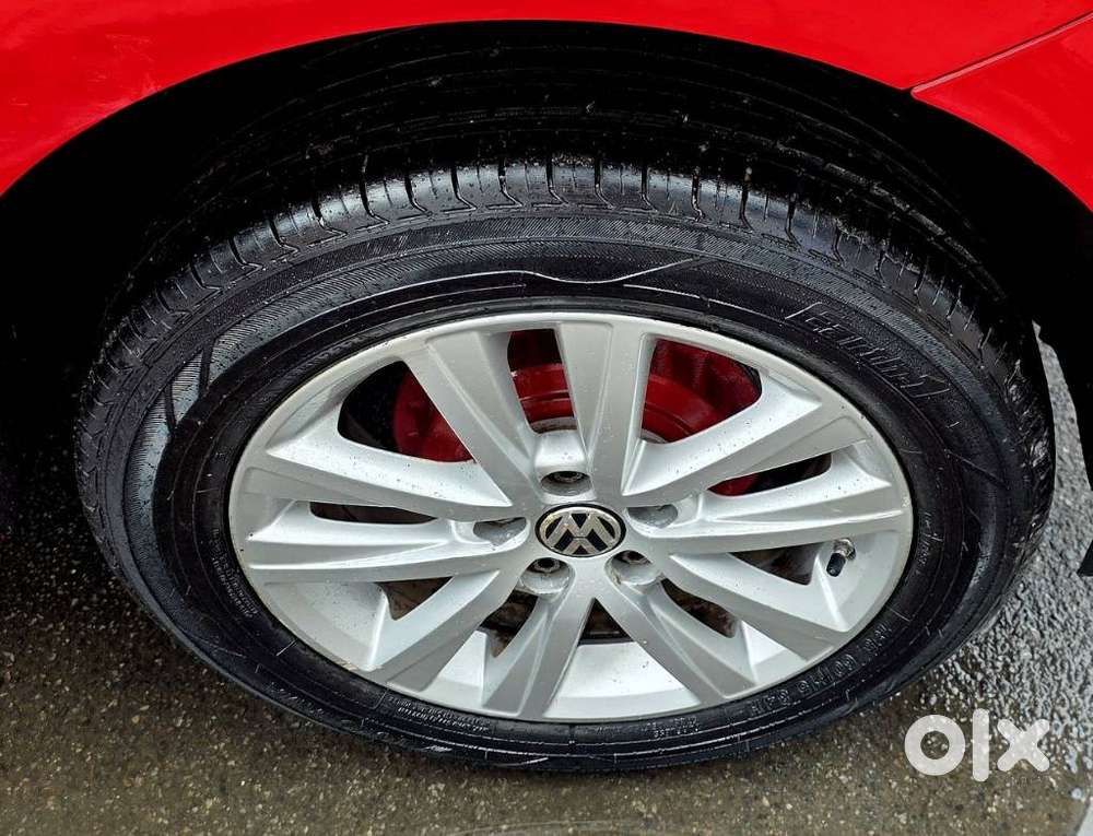 Volkswagen Polo Petrol Highline 1.2l, 2013, Petrol