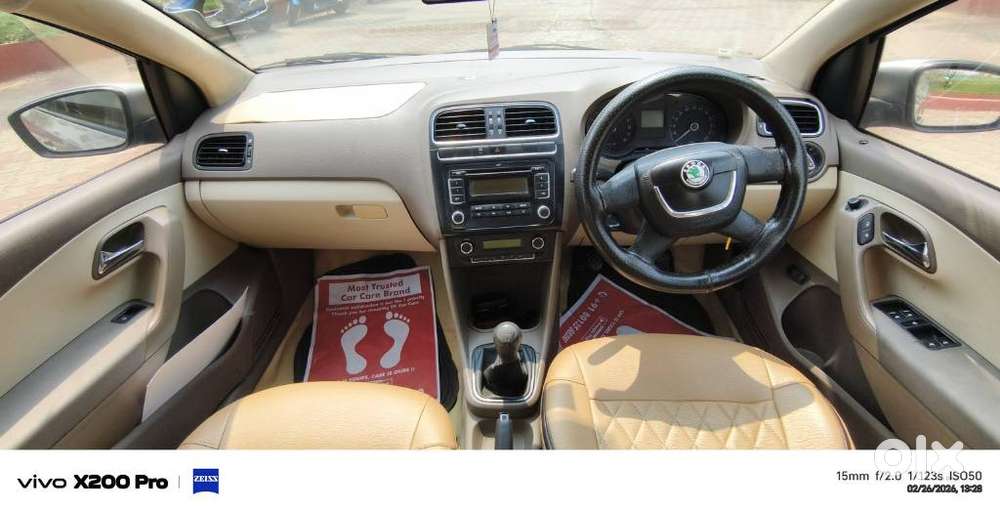 Skoda Rapid Elegance 1.6 Tdi Cr Manual, 2012, Diesel