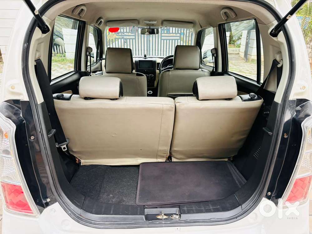 Maruti Suzuki Wagon R Stingray 1.0 Vxi Plus, 2017, Petrol