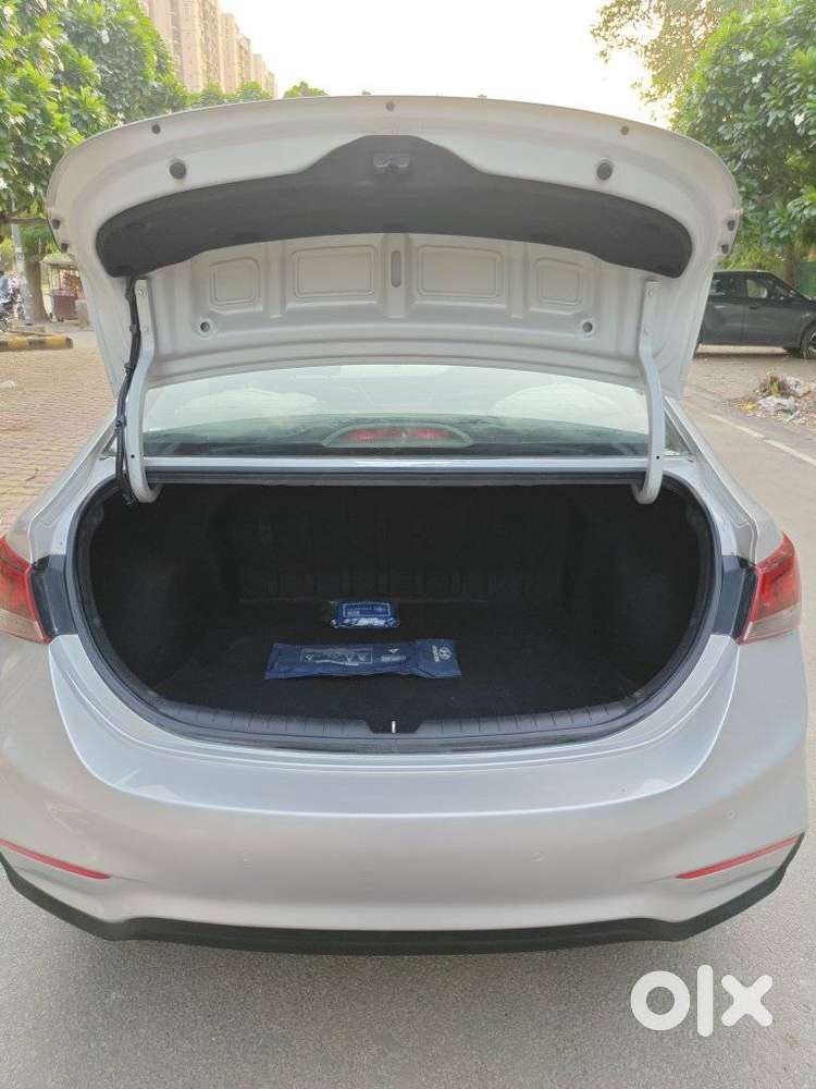 Hyundai Verna Ex 1.6 Vtvt At, 2018, Petrol