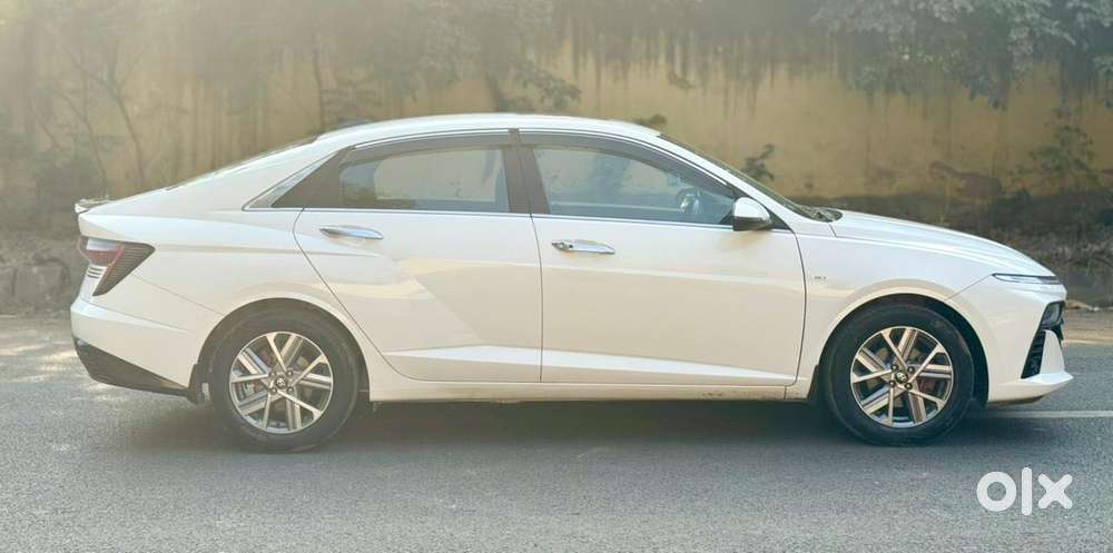 Hyundai Verna 1.5 Sx (o) Ivt, 2024, Petrol