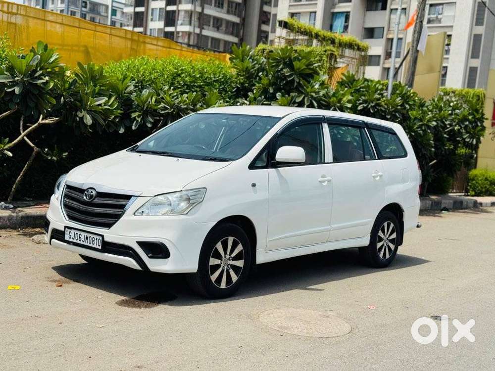 Toyota Innova 2.5 G (diesel) 8 Seater, 2015, Diesel