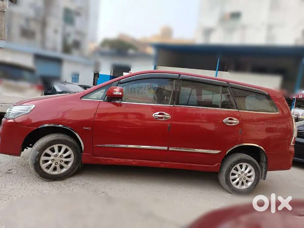 Toyota Innova 2011 Just In 5