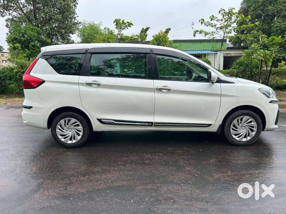 Maruti Suzuki Ertiga Vxi Shvs, 2021, Petrol