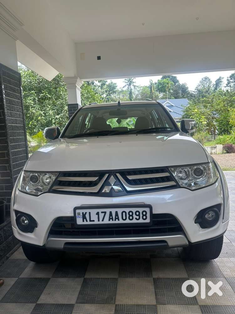 Mitsubishi Pajero Sport 2016